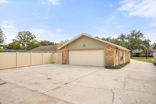 104 VALENCIA LOOP, Altamonte Springs, FL 32714