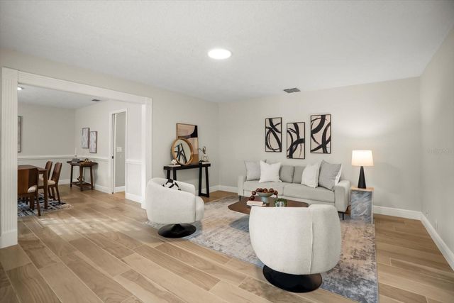 104 VALENCIA LOOP, Altamonte Springs, FL 32714