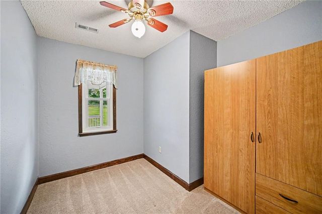 11830 MOONLIGHT Terrace, Olathe, KS 66061