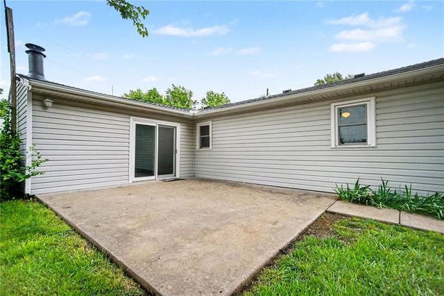 11830 MOONLIGHT Terrace, Olathe, KS 66061