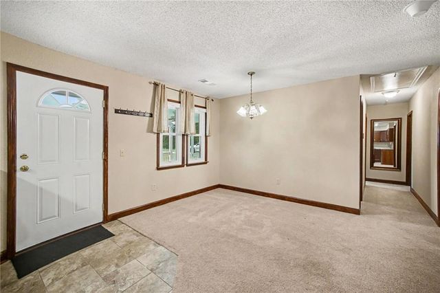 11830 MOONLIGHT Terrace, Olathe, KS 66061