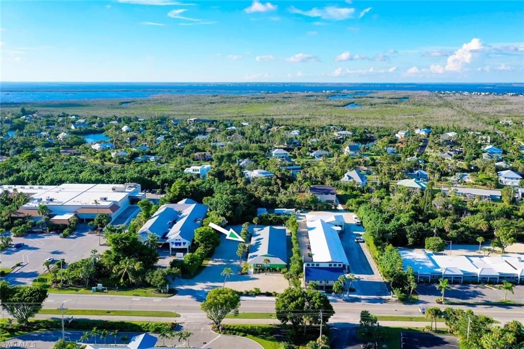 1640 Periwinkle WAY 3, SANIBEL, FL 33957 — exterior