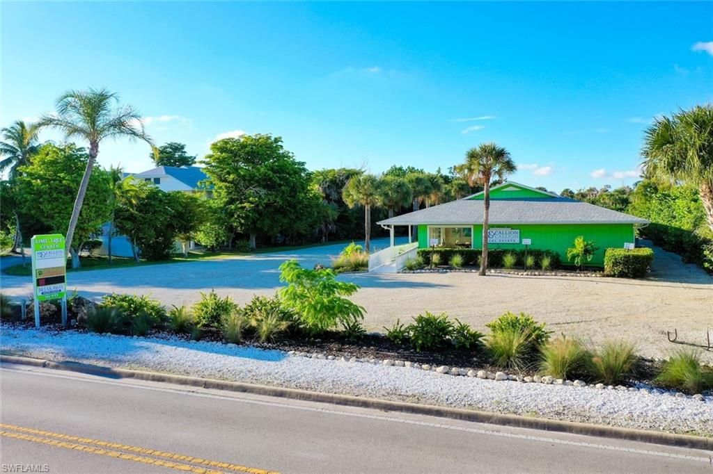 1640 Periwinkle WAY 3, SANIBEL, FL 33957 — photo 2