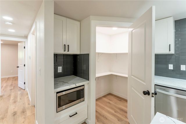 607 244th Street SW, Bothell, WA 98021