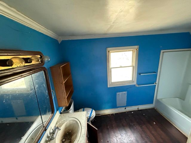 6716 KY-490, East Bernstadt, KY 40729