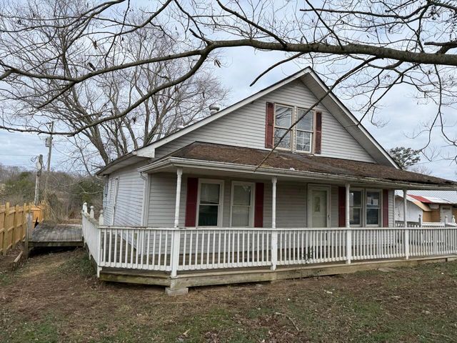 6716 KY-490, East Bernstadt, KY 40729