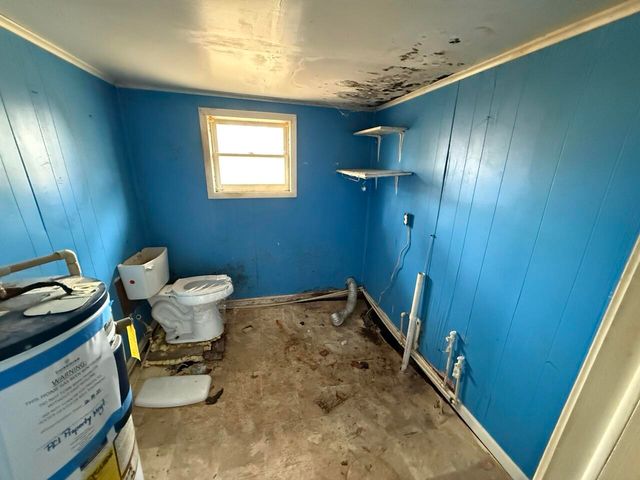 6716 KY-490, East Bernstadt, KY 40729