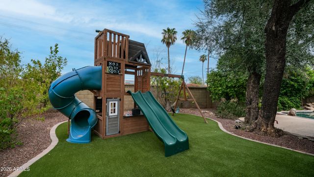 1338 E SUNBURST Lane, Tempe, AZ 85284