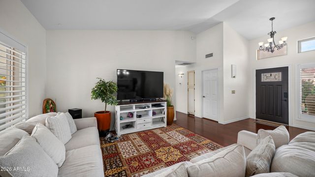 1338 E SUNBURST Lane, Tempe, AZ 85284