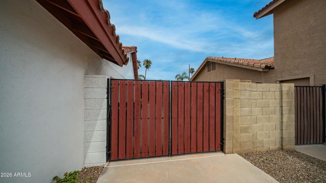 1338 E SUNBURST Lane, Tempe, AZ 85284