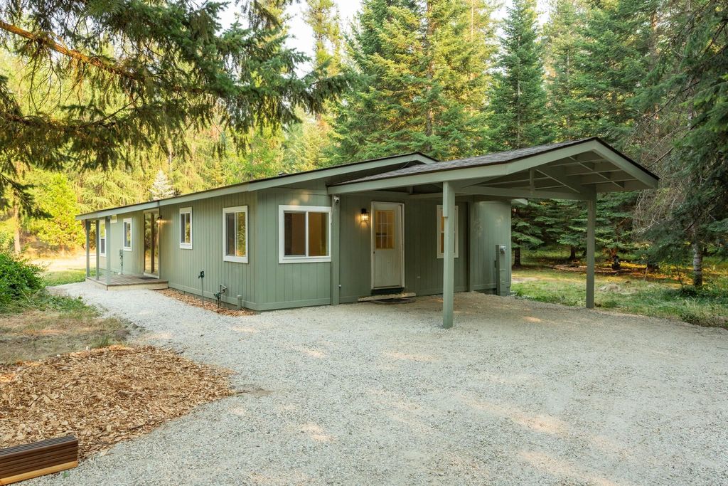 4631D N Swenson Rd, Clayton, WA 99109 photo 1