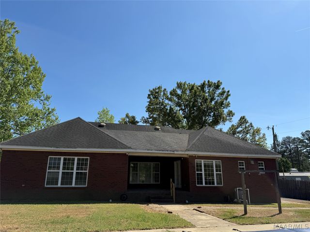 708 LOLA Road, Prattville, AL 36067