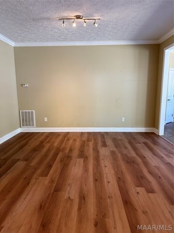 708 LOLA Road, Prattville, AL 36067