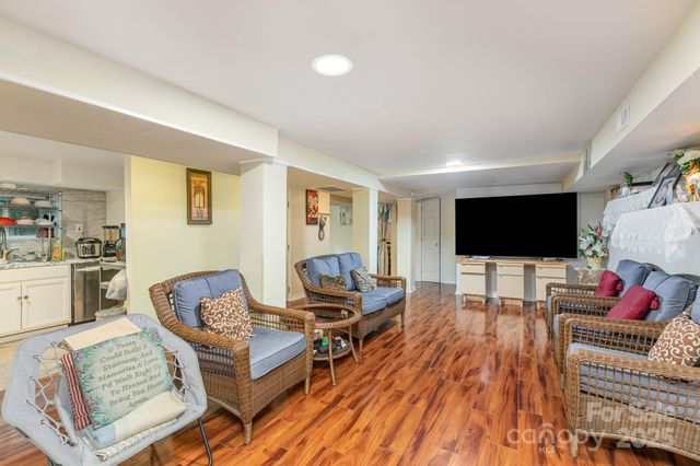 9716 Sunway Drive, Mint Hill, NC 28227