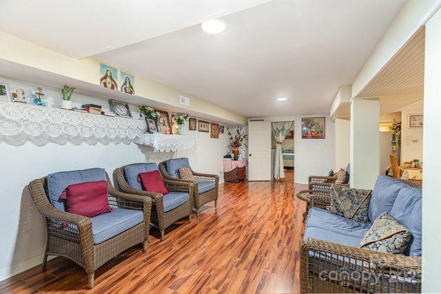 9716 Sunway Drive, Mint Hill, NC 28227