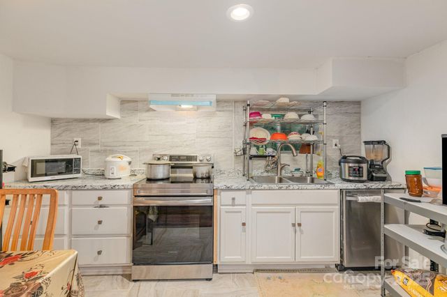 9716 Sunway Drive, Mint Hill, NC 28227