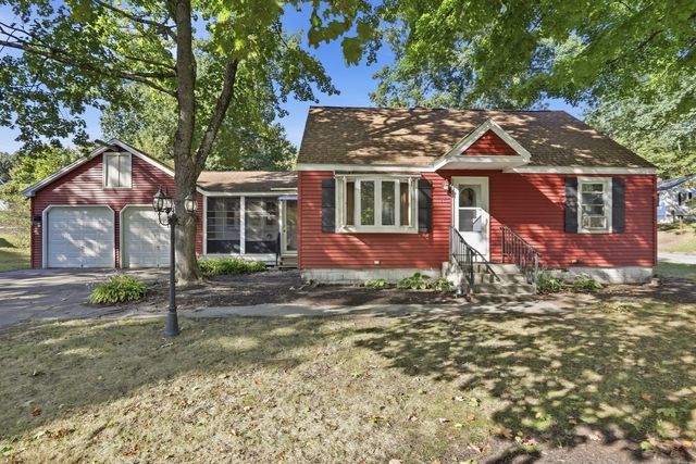 19 Capitol St, Methuen, MA 01844