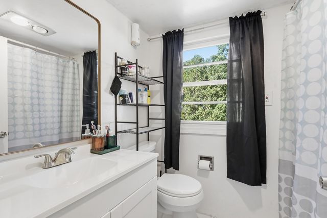 19 Capitol St, Methuen, MA 01844
