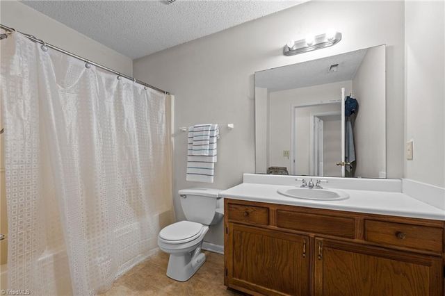 4222 Edith Lane D, Greensboro, NC 27409