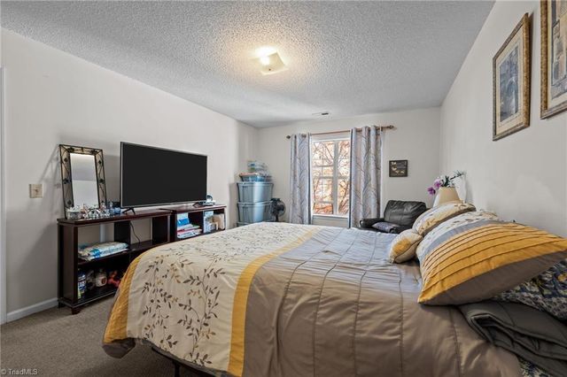 4222 Edith Lane D, Greensboro, NC 27409