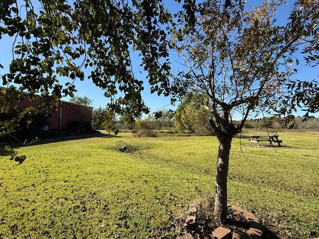 5828 Avenue P, Santa Fe, TX 77510