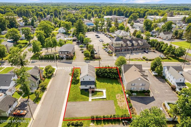 100 Main Street, Farmingdale, NJ 07727