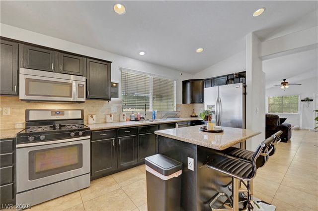 8840 Ackerman Avenue, Las Vegas, NV 89143