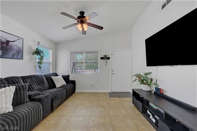 8840 Ackerman Avenue, Las Vegas, NV 89143