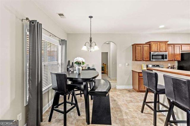 62 Cleburne Place, Acworth, GA 30101