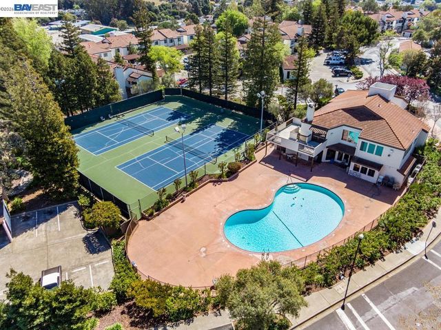 21109 Gary Dr 220, Hayward, CA 94546