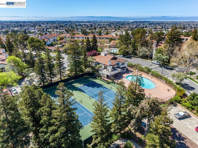 21109 Gary Dr 220, Hayward, CA 94546