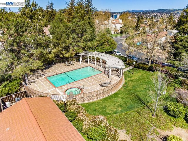 21109 Gary Dr 220, Hayward, CA 94546