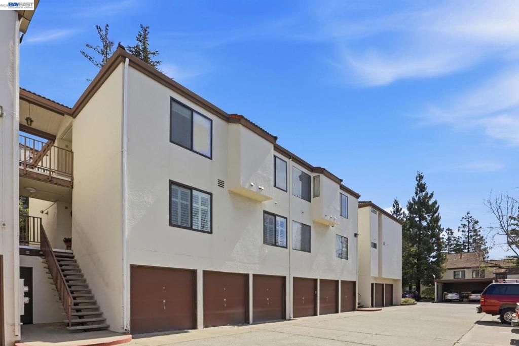 21109 Gary Dr 220, Hayward, CA 94546