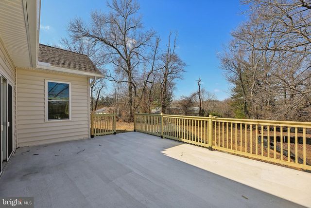 8325 GROVE ANGLE RD, Ellicott City, MD 21043