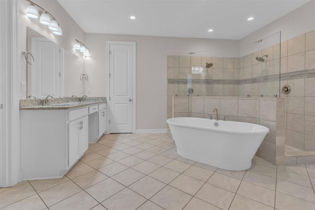 10511 LAWRENCEBURG LN N, Lakeland, TN 38002