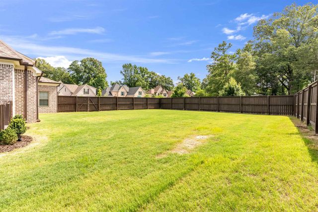 10511 LAWRENCEBURG LN N, Lakeland, TN 38002