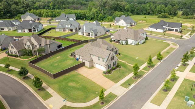 10511 LAWRENCEBURG LN N, Lakeland, TN 38002