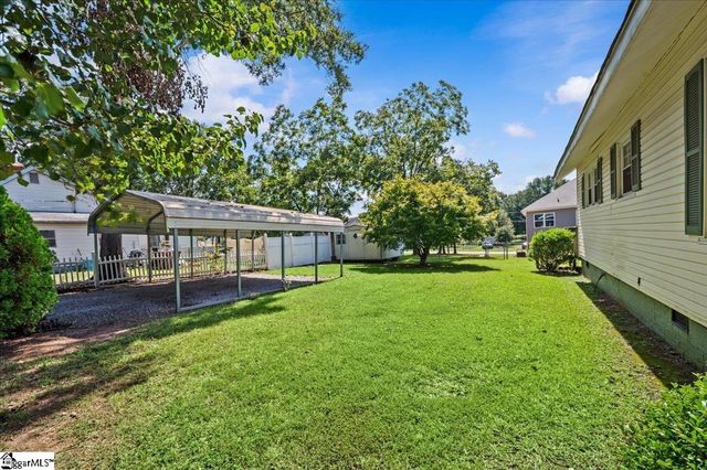 7 Clay Street, Liberty, SC 29657