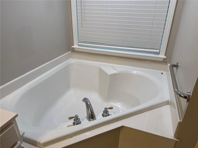 3020 Norwell Court, Locust Grove, GA 30248
