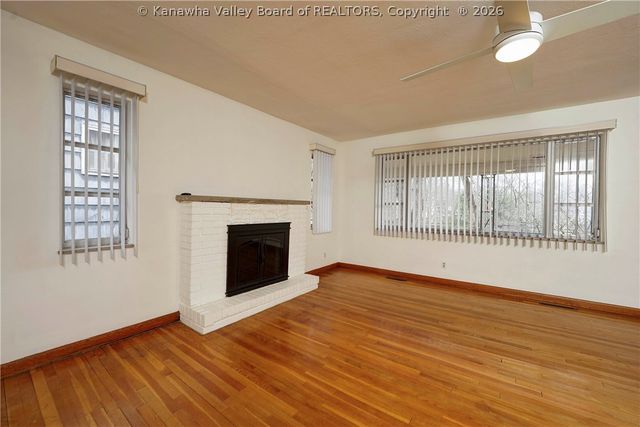 934 Park Street, St Albans, WV 25177