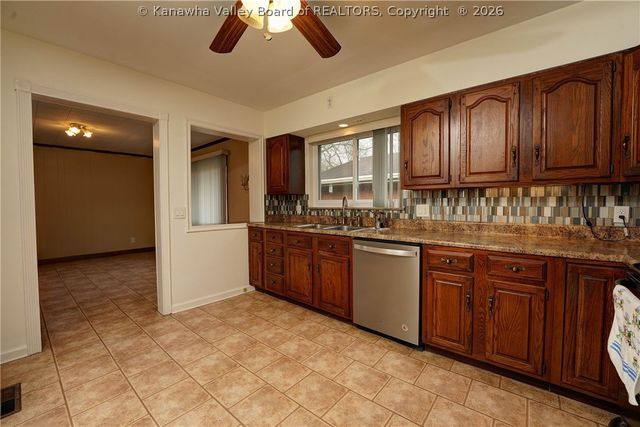 934 Park Street, St Albans, WV 25177