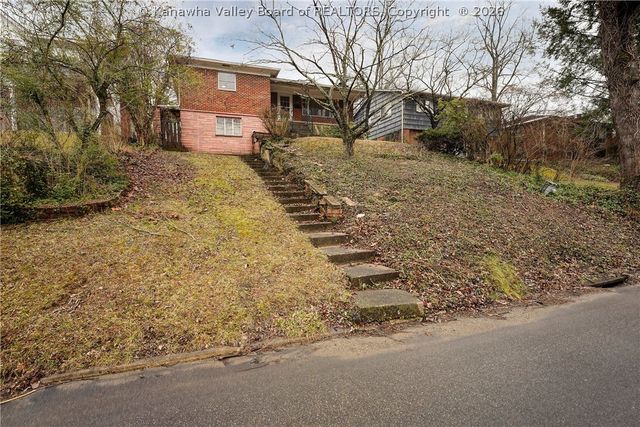 934 Park Street, St Albans, WV 25177