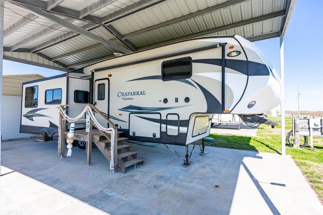 1109 Paisley Street, Gilchrist, TX 77617