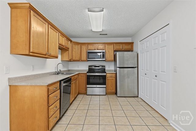 169 Greenbriar Court, Savannah, GA 31419