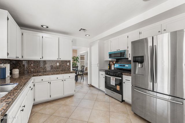 37241 Segovia Way, Palmdale, CA 93552