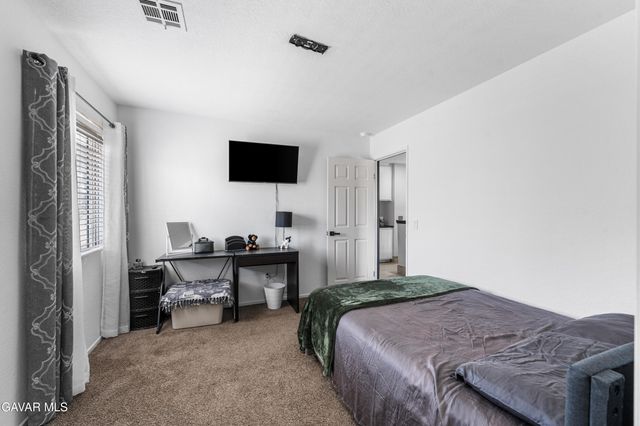 37241 Segovia Way, Palmdale, CA 93552