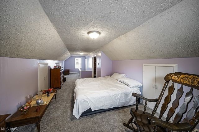 61 Hawk Avenue, Akron, OH 44312