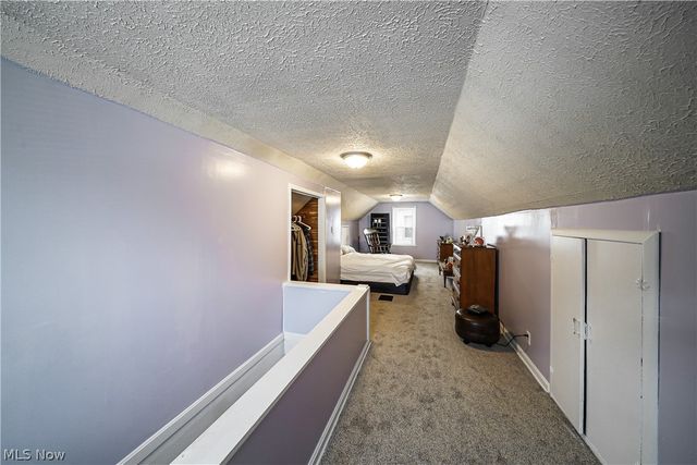 61 Hawk Avenue, Akron, OH 44312