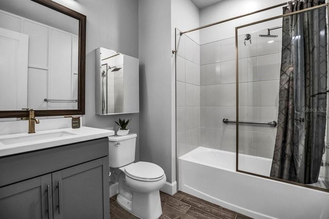 17688 NORTHWOOD PLACE, Bradenton, FL 34202