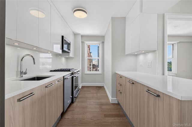 107-40 Queens Boulevard 10A, Forest Hills, NY 11375